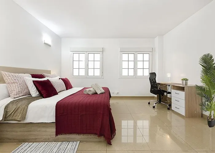 Palmas Center,near To The *