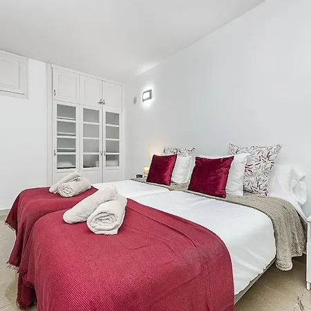 Palmas Center,near To The *